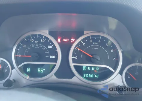 2008 Jeep Wrangler Unlimited Sahara z USA, uszkodzony, nr VIN 1J4GA59198L609113